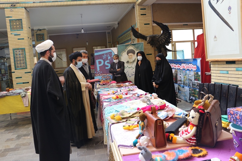 برپايي نمايشگاه توليدات کانون هاي فرهنگي هنري مساجد در شهرستان شاهرود