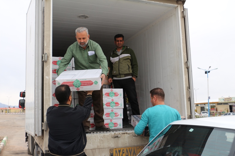 توزيع 1200 بسته گوشت قرباني در استان سمنان