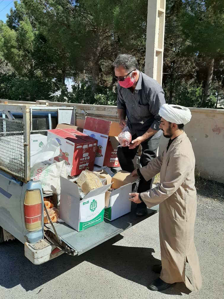 توزيع بسته هاي معيشتي و بهداشتي در بين نيازمندان بيارجمند